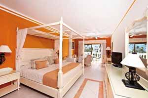 Junior Suite Deluxe at Bahia Principe Luxury Esmeralda